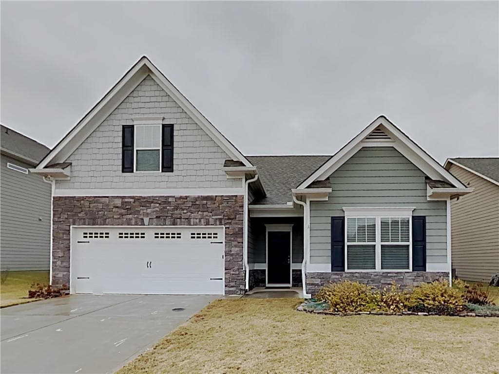 4 bedroom, 3 bathroom, 2,175 sq ft single family residence for rent at 14 Mercer Lane, Cartersville, GA 30120 for $2,340 a month — photo 1 of 28
