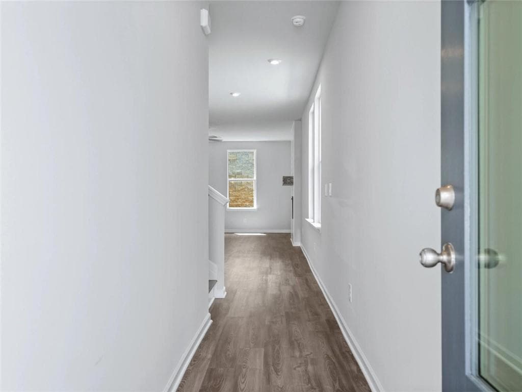 3 bedroom, 3 bathroom, 2,046 sq ft townhouse under contract at 71 Shoal Court Lot 48, Winder, GA 30680 — photo 4