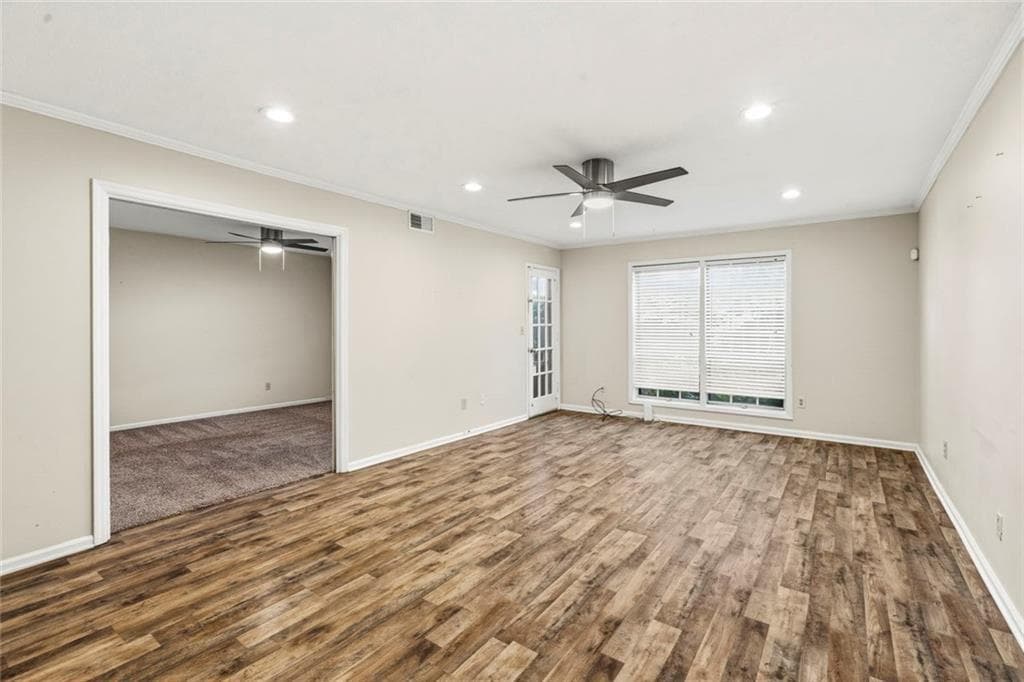 3 bedroom, 2 bathroom, 1,423 sq ft condominium for sale at 6851 Roswell Road D-15, Sandy Springs, GA 30328 — photo 4