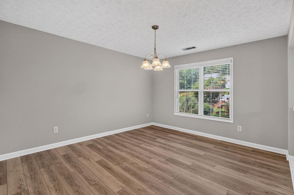 3 bedroom, 3 bathroom, 1,824 sq ft single family residence for sale at 4025 Hemingway Drive, Monroe, GA 30656 — photo 10