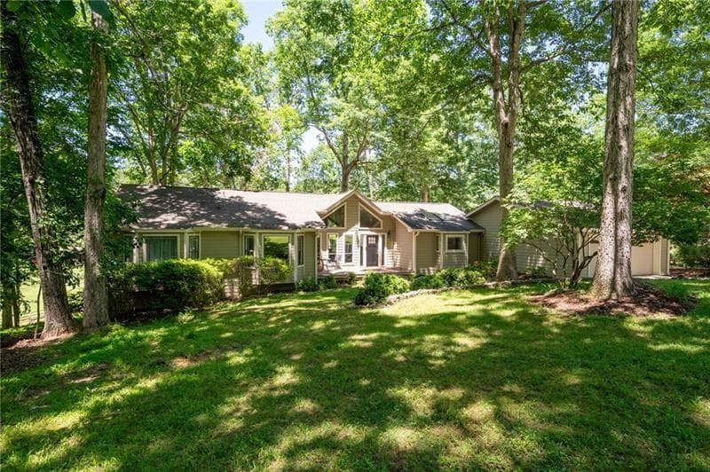 5 bedroom, 4 bathroom, 3,901 sq ft single family residence sold at 3471 STONE Drive, Marietta, GA 30062