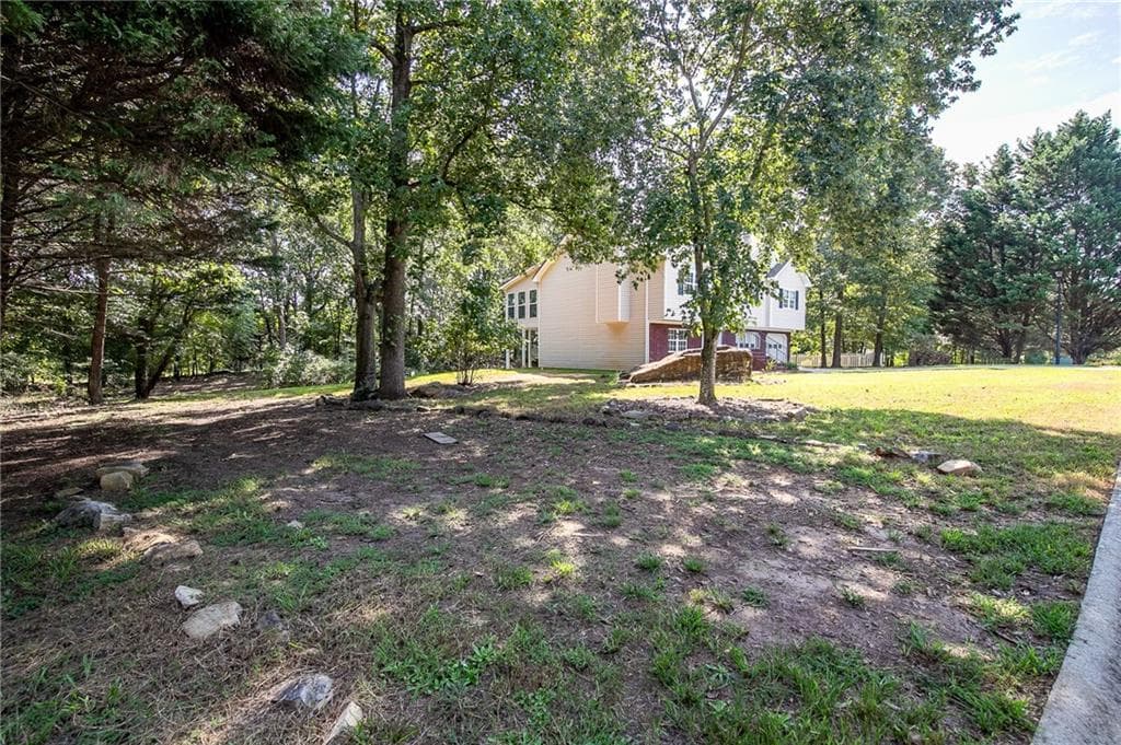 5 bedroom, 3 bathroom, 1,848 sq ft single family residence for sale at 544 Academy Woods Drive, Jefferson, GA 30549 — photo 5