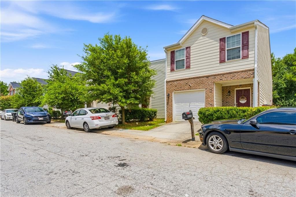 3 bedroom, 3 bathroom, 1,784 sq ft single family residence for sale at 2088 Belmont Circle, Conyers, GA 30012 — photo 3