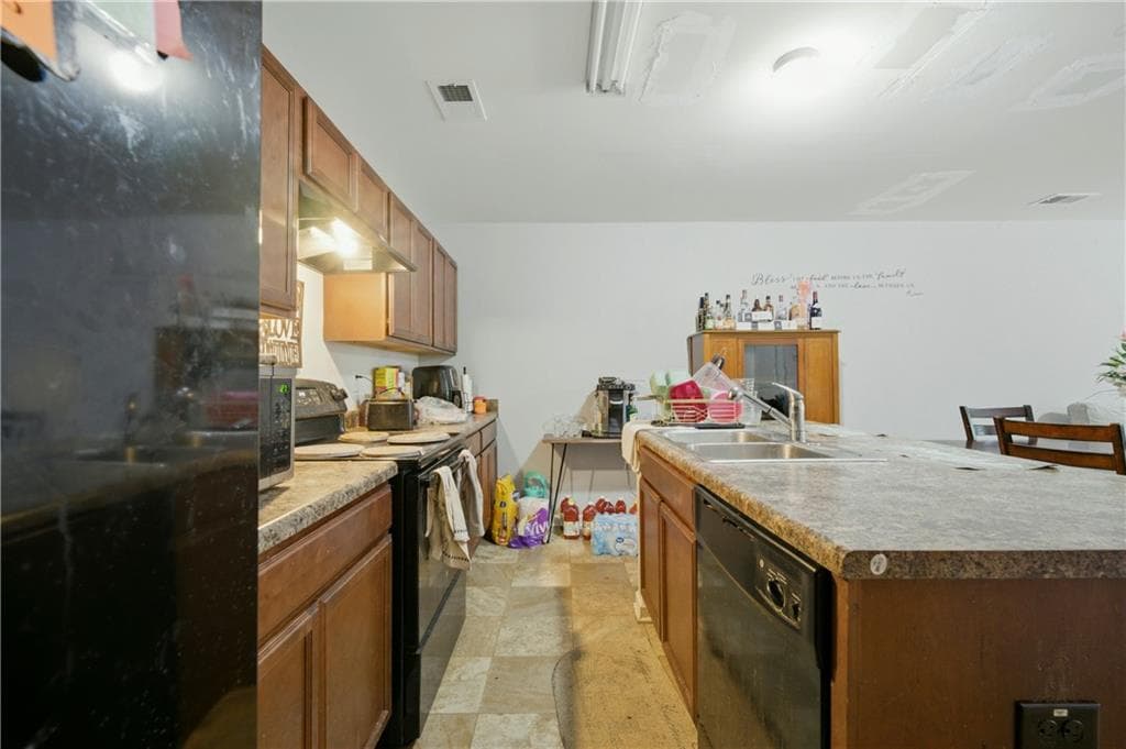 3 bedroom, 3 bathroom, 1,784 sq ft single family residence for sale at 2088 Belmont Circle, Conyers, GA 30012 — photo 7