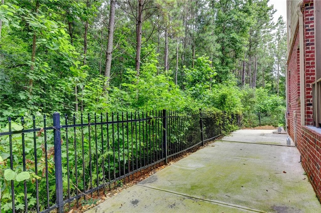 5 bedroom, 5 bathroom, 4,494 sq ft single family residence for sale at 2511 Royston Drive, Duluth, GA 30097 — photo 6