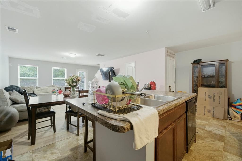 3 bedroom, 3 bathroom, 1,784 sq ft single family residence for sale at 2088 Belmont Circle, Conyers, GA 30012 — photo 9