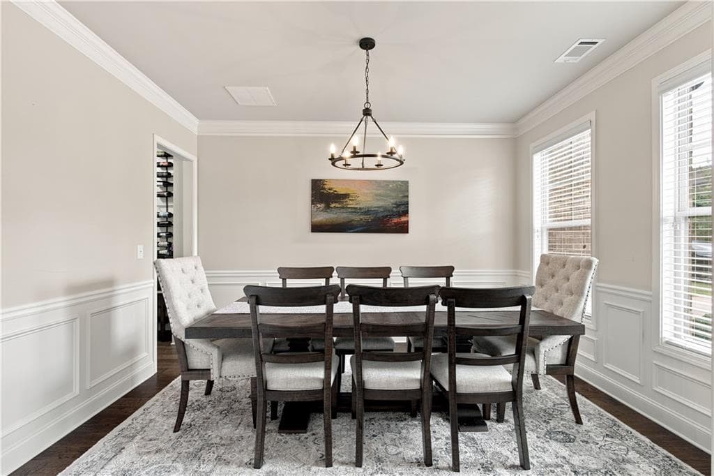 5 bedroom, 3 bathroom, 3,296 sq ft single family residence for sale at 5857 Shore Isle Trace, Braselton, GA 30517 — photo 6