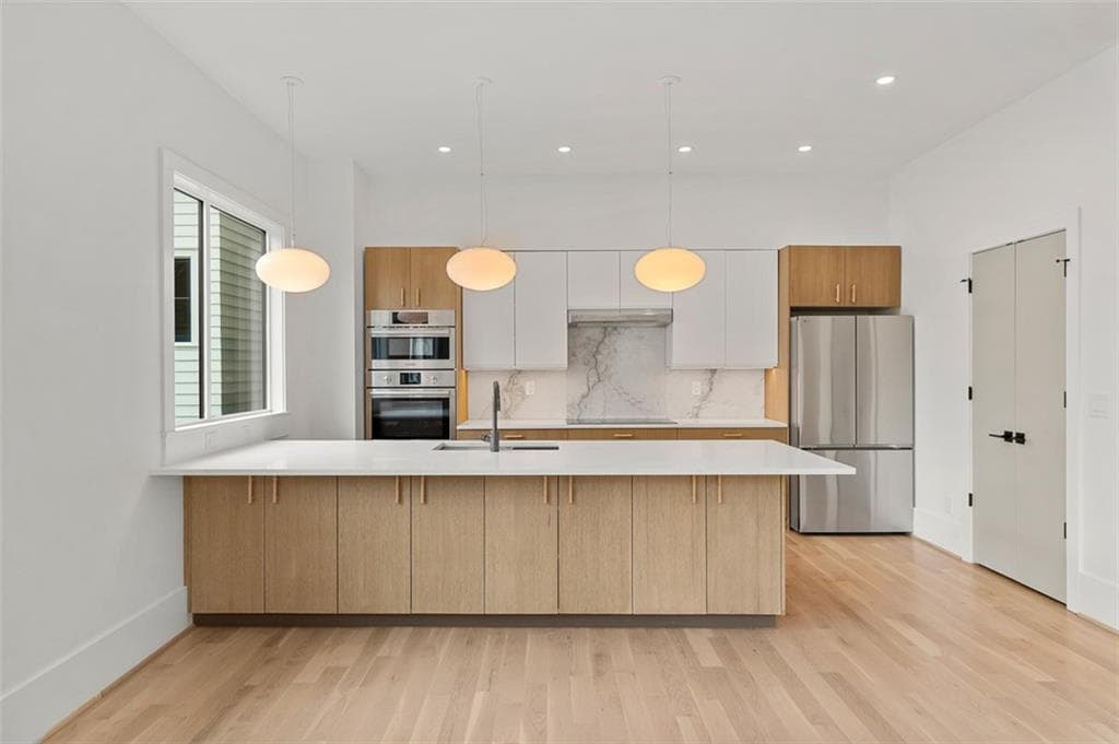 4 bedroom, 4 bathroom, 2,275 sq ft townhouse for sale at 1112 Kirkwood Unit #1 Avenue, Atlanta, GA 30316 — photo 10