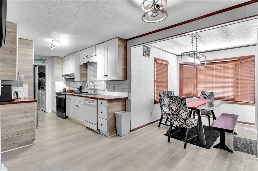 4 bedroom, 2 bathroom, 3,089 sq ft single family residence under contract at 528 Old Tucker Road, Stone Mountain, GA 30087 — photo 7
