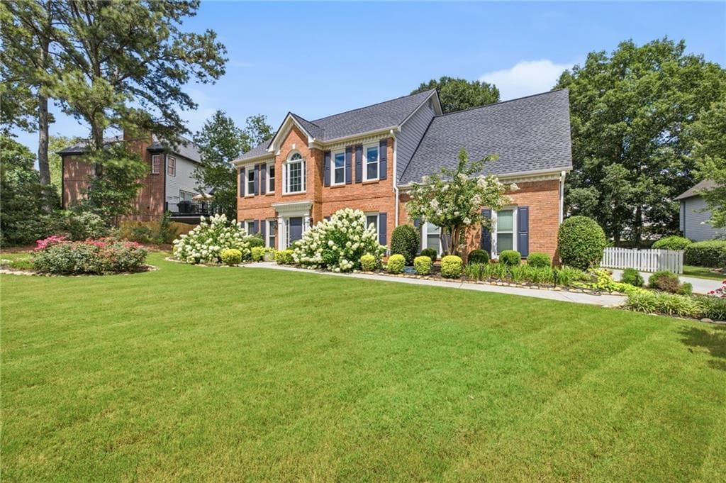 4 bedroom, 3 bathroom, 2,518 sq ft single family residence under contract at 1727 Green Farm Court, Dacula, GA 30019 — photo 3