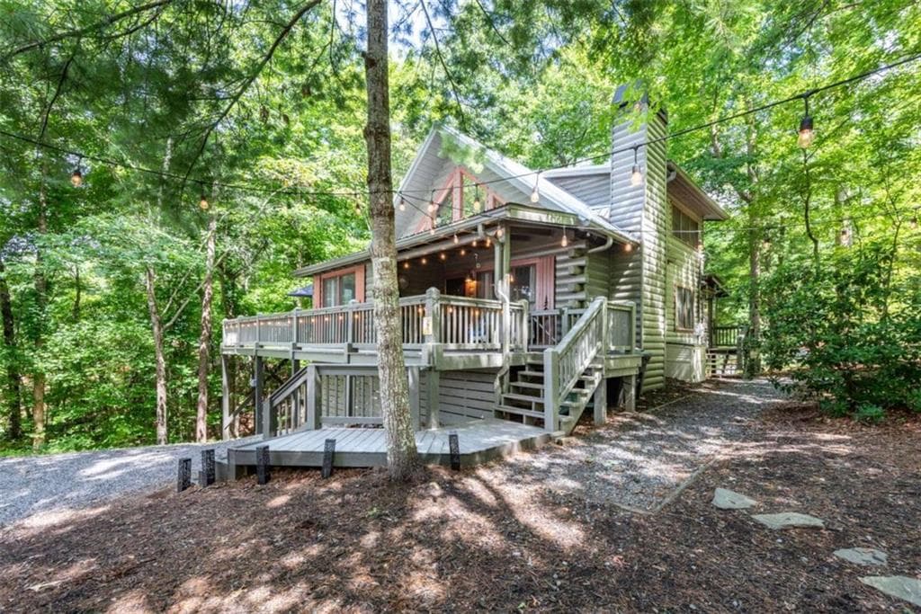 4 bedroom, 2 bathroom, 1,952 sq ft single family residence for sale at 30 Maxwell Lane, Blue Ridge, GA 30513 — photo 2