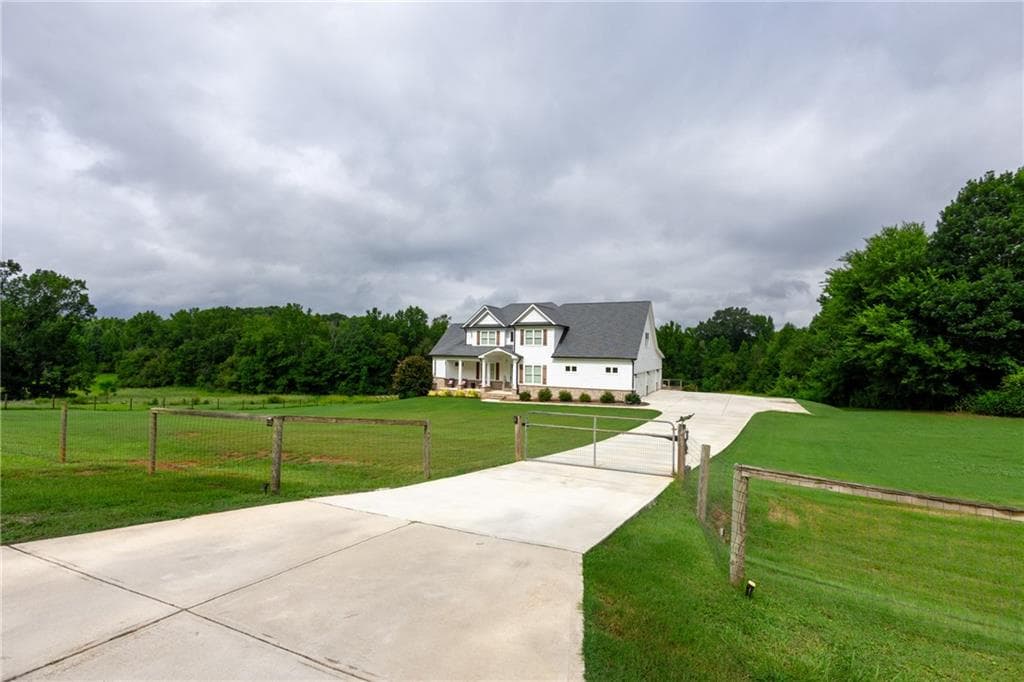 6 bedroom, 6 bathroom, 5,784 sq ft single family residence for sale at 1440 Chandler Bridge Road, Nicholson, GA 30565 — photo 8