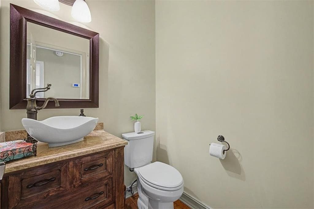 4 bedroom, 3 bathroom, 2,330 sq ft single family residence under contract at 1123 Arborhill Drive, Woodstock, GA 30189 — photo 7