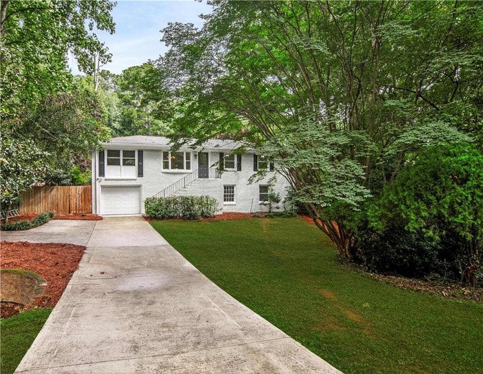 3176 Ann Road