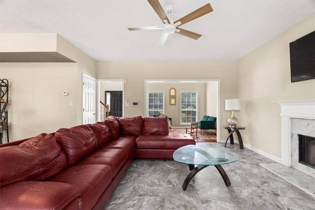 4 bedroom, 3 bathroom, 2,368 sq ft single family residence under contract at 5560 Taylor Road, Alpharetta, GA 30022 — photo 10