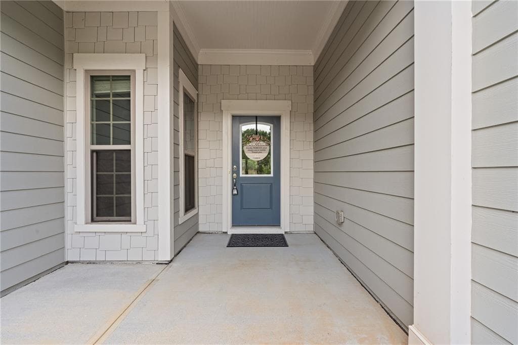 3 bedroom, 3 bathroom, 2,776 sq ft single family residence for sale at 5625 Willow Springs Place, Hoschton, GA 30548 — photo 4