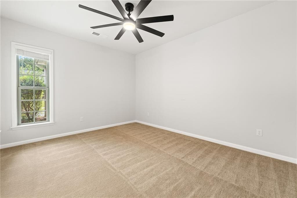 3 bedroom, 3 bathroom, 2,776 sq ft single family residence for sale at 5625 Willow Springs Place, Hoschton, GA 30548 — photo 7