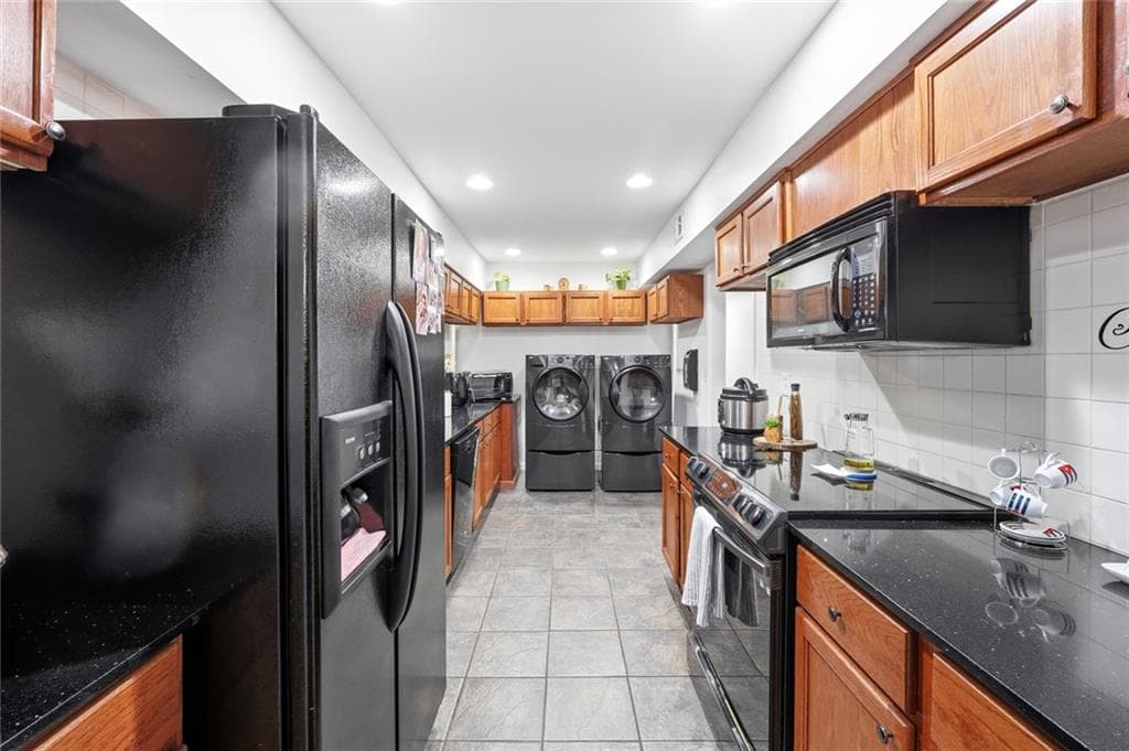 3 bedroom, 2 bathroom, 1,404 sq ft condominium for sale at 3111 Colonial Way B, Atlanta, GA 30341 — photo 8