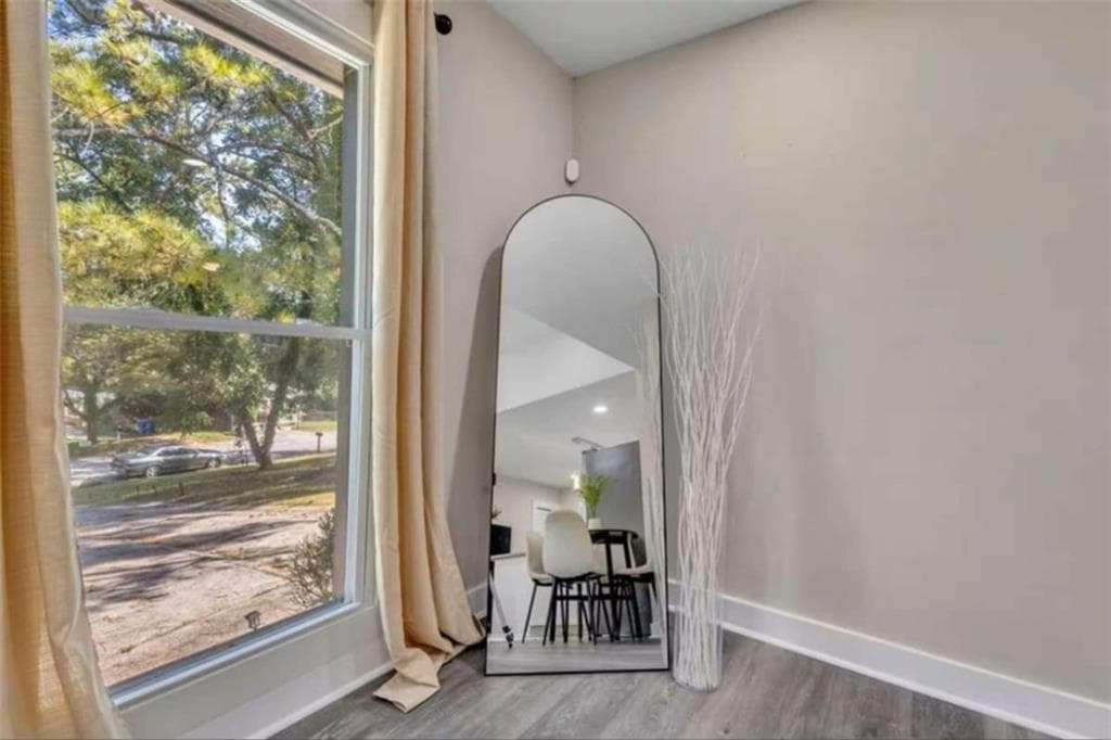 3 bedroom, 3 bathroom, 1,620 sq ft single family residence for sale at 1901 Windsor Drive, Atlanta, GA 30311 — photo 5