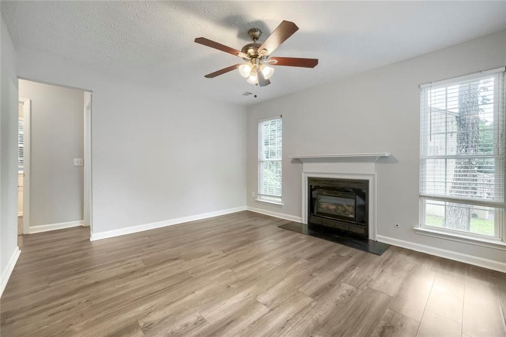 3 bedroom, 3 bathroom, 1,784 sq ft single family residence for sale at 6253 Valdez Drive, Rex, GA 30273 — photo 6
