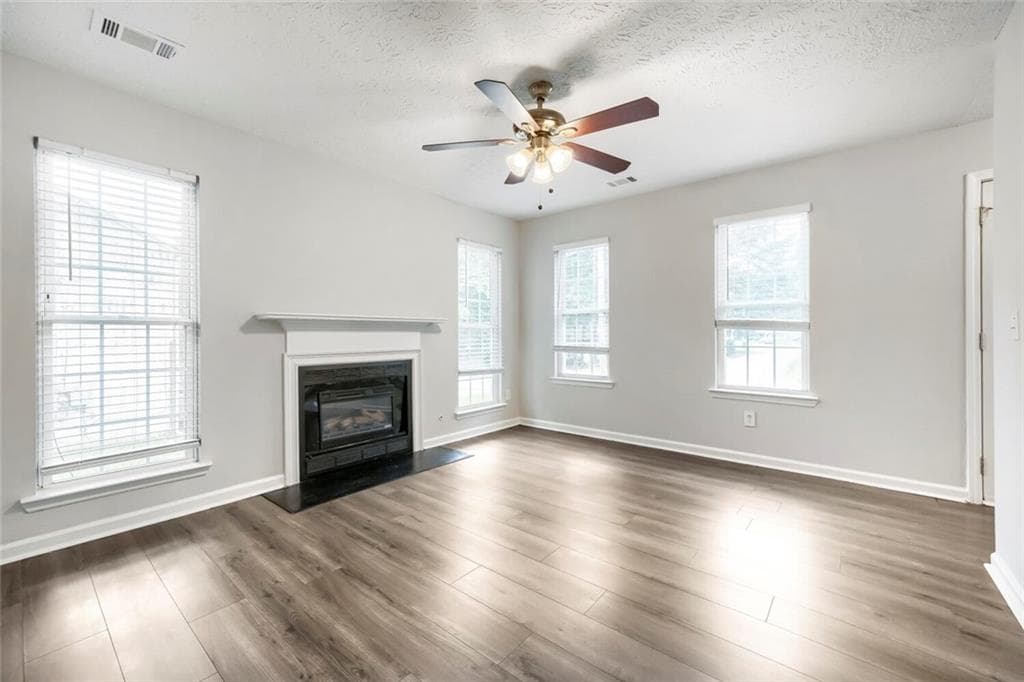 3 bedroom, 3 bathroom, 1,784 sq ft single family residence for sale at 6253 Valdez Drive, Rex, GA 30273 — photo 7
