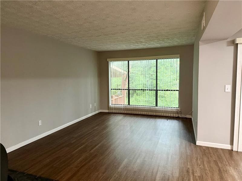 2 bedroom, 2 bathroom, 1,328 sq ft condominium for rent at 1059 Mariners Drive, Stone Mountain, GA 30083 for $1,490 a month — photo 10