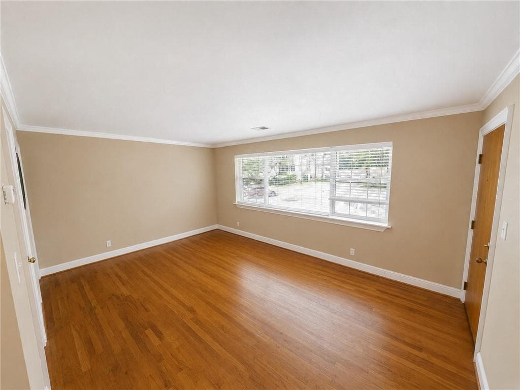 2 bedroom, 1 bathroom, 884 sq ft condominium for rent at 1643 Briarcliff Road 7, Atlanta, GA 30306 for $1,550 a month — photo 7
