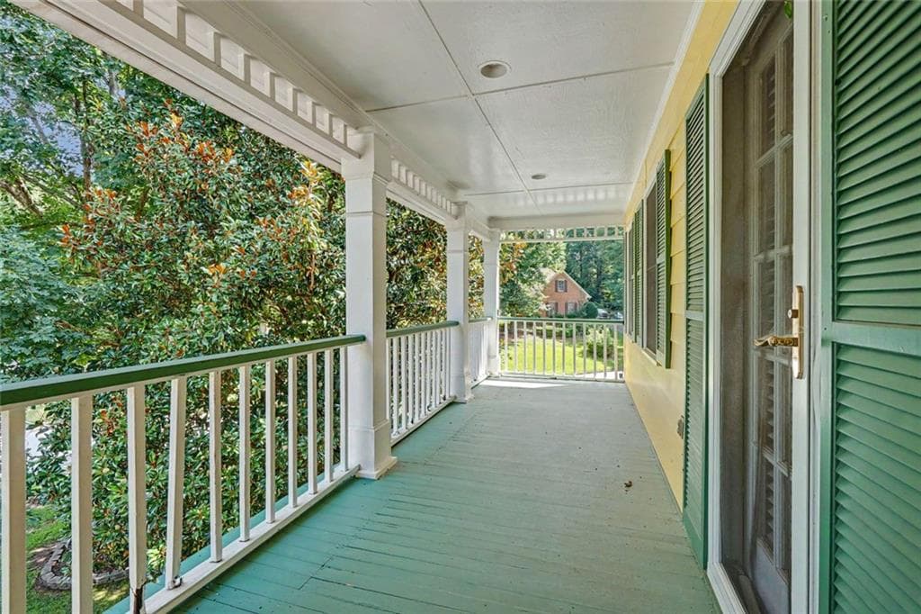 5 bedroom, 4 bathroom, 4,685 sq ft single family residence for sale at 7336 Waters Edge Drive, Stone Mountain, GA 30087 — photo 5