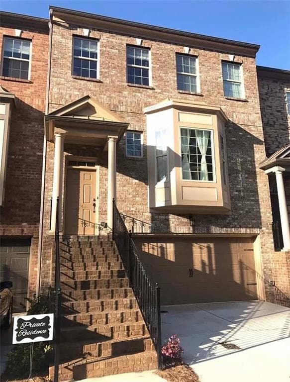 4 bedroom, 4 bathroom, 2,500 sq ft townhouse for rent at 2465 Magnolia Ridge Drive, Marietta, GA 30067 for $3,100 a month — photo 1 of 10
