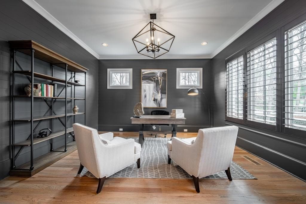 6 bedroom, 7 bathroom, 9,679 sq ft single family residence for sale at 5720 Riverside Drive, Atlanta, GA 30327 — photo 3