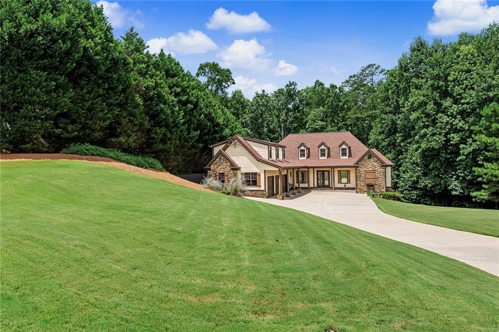 5 bedroom, 5 bathroom, 5,640 sq ft single family residence for sale at 121 Estates At The Lake Drive, Canton, GA 30114 — photo 3