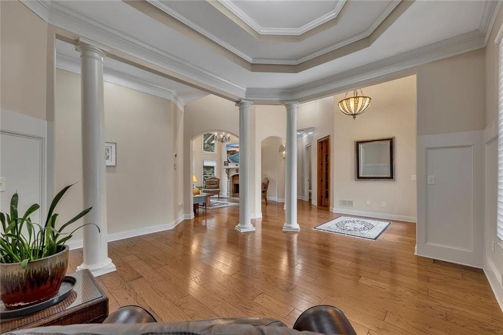 5 bedroom, 5 bathroom, 5,640 sq ft single family residence for sale at 121 Estates At The Lake Drive, Canton, GA 30114 — photo 6