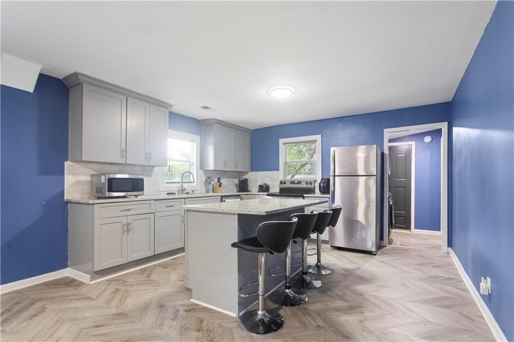 duplex for sale at 537 W Lake Avenue, Atlanta, GA 30318 — photo 5