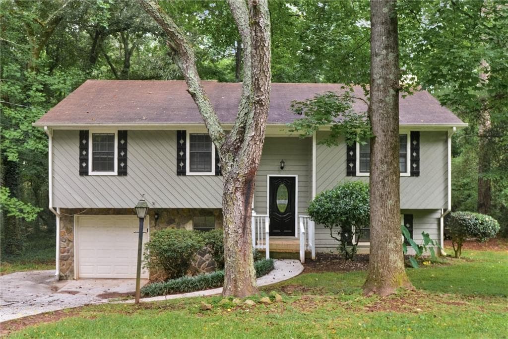 4 bedroom, 2 bathroom, 1,616 sq ft single family residence for sale at 3429 Tarragon Drive, Decatur, GA 30034