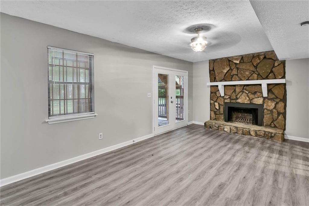 4 bedroom, 2 bathroom, 1,616 sq ft single family residence for sale at 3429 Tarragon Drive, Decatur, GA 30034 — photo 4