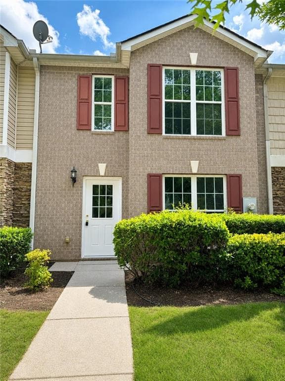 3 bedroom, 3 bathroom, 1,560 sq ft townhouse for sale at 3511 Waldrop Trail, Decatur, GA 30034 — photo 1 of 13