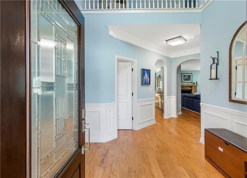 4 bedroom, 3 bathroom, 3,193 sq ft single family residence for sale at 4815 Roosevelt Circle, Cumming, GA 30040 — photo 3