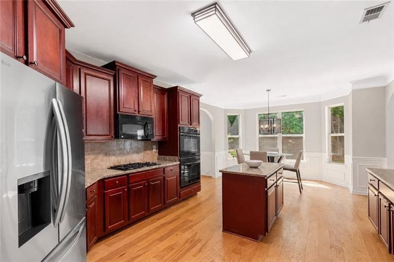 4 bedroom, 3 bathroom, 3,193 sq ft single family residence for sale at 4815 Roosevelt Circle, Cumming, GA 30040 — photo 5