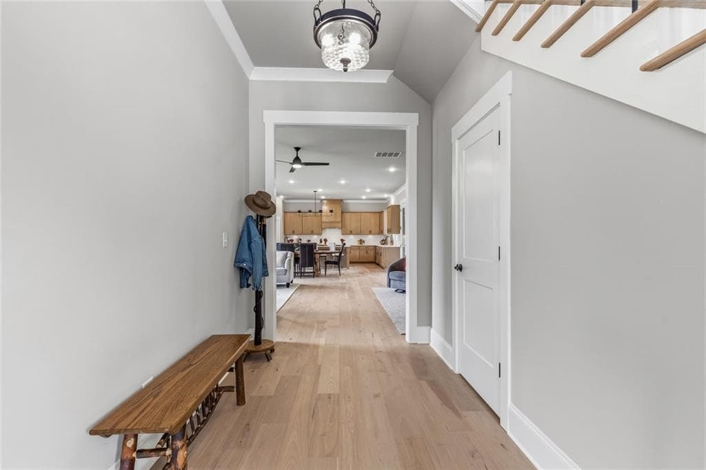 4 bedroom, 5 bathroom, 2,699 sq ft single family residence for sale at 5424 Oak Manor Way, Murrayville, GA 30564 — photo 7