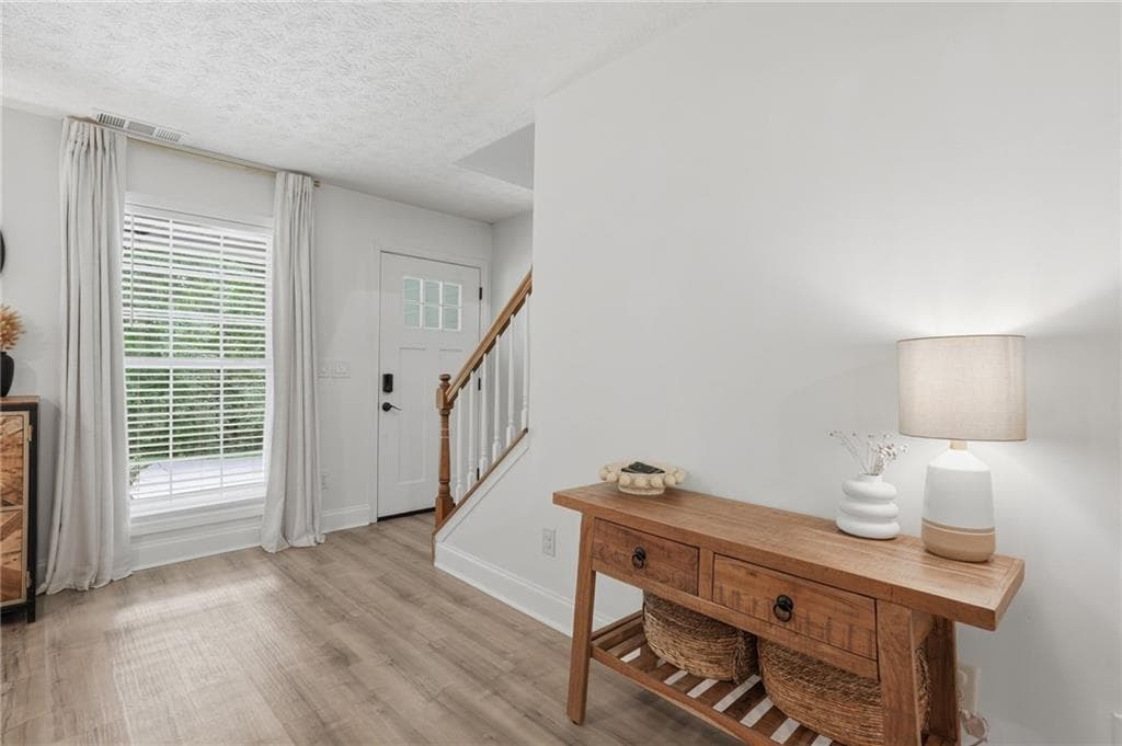 3 bedroom, 3 bathroom, 2,571 sq ft single family residence under contract at 758 Mayapple Glen, Dawsonville, GA 30534 — photo 7