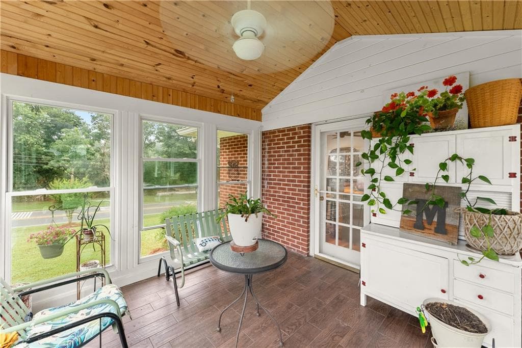 3 bedroom, 3 bathroom, 1,783 sq ft single family residence for sale at 5907 Main Street, Lula, GA 30554 — photo 9