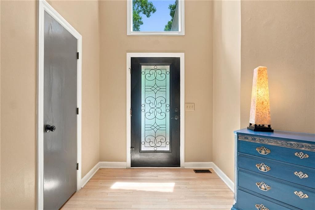 4 bedroom, 5 bathroom, 4,733 sq ft single family residence for sale at 765 Wheeler Peak Way, Johns Creek, GA 30022 — photo 4