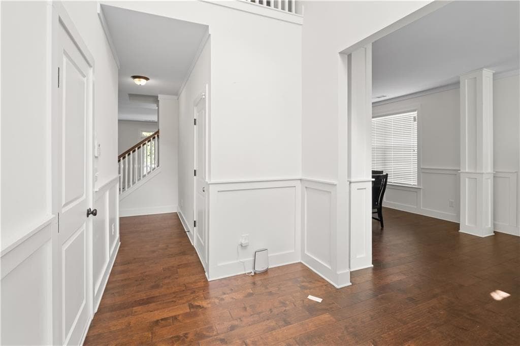 7 bedroom, 5 bathroom, 4,025 sq ft single family residence for sale at 1486 Halletts Peak Place, Lawrenceville, GA 30044 — photo 2