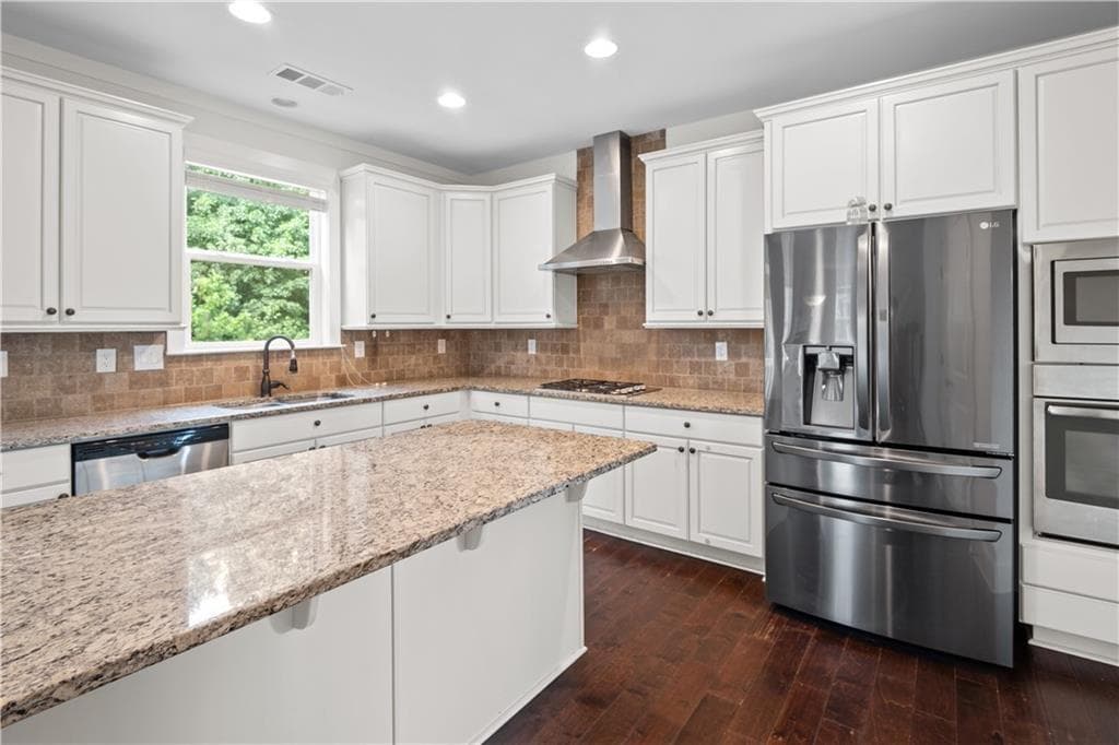 7 bedroom, 5 bathroom, 4,025 sq ft single family residence for sale at 1486 Halletts Peak Place, Lawrenceville, GA 30044 — photo 6
