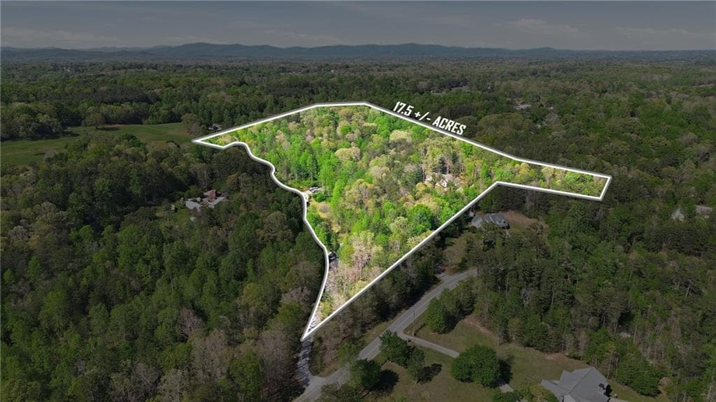 4 bedroom, 3 bathroom, 2,688 sq ft single family residence under contract at 1655 Pardue Mill Road, Demorest, GA 30535 — photo 2
