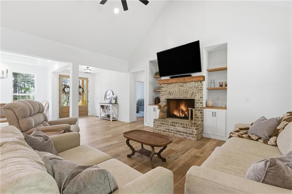 4 bedroom, 3 bathroom, 2,688 sq ft single family residence under contract at 1655 Pardue Mill Road, Demorest, GA 30535 — photo 7