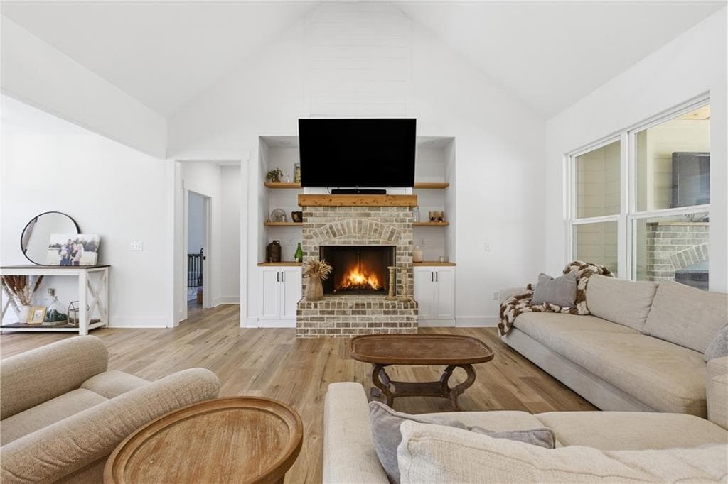 4 bedroom, 3 bathroom, 2,688 sq ft single family residence under contract at 1655 Pardue Mill Road, Demorest, GA 30535 — photo 8