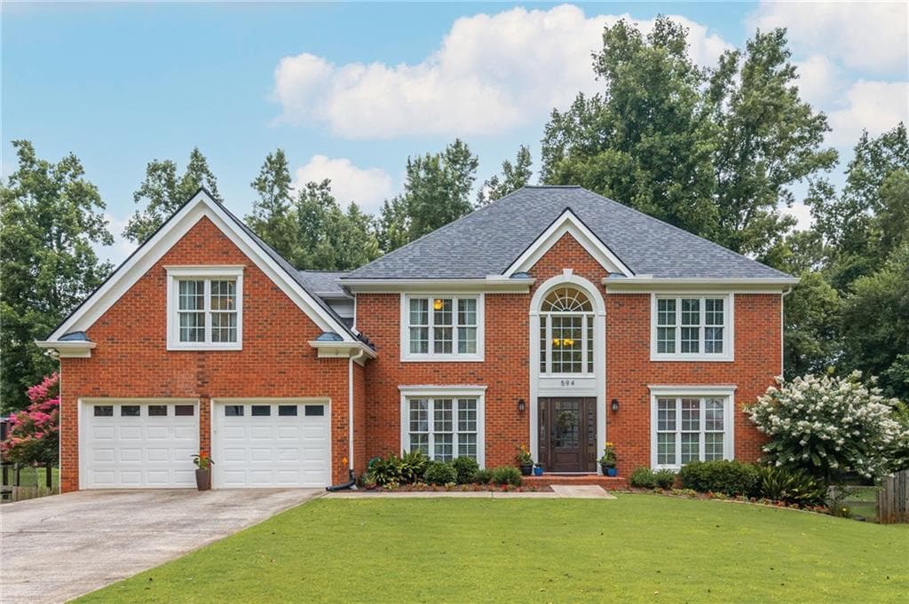 6 bedroom, 4 bathroom, 4,276 sq ft single family residence under contract at 594 Delphinium Boulevard, Acworth, GA 30102 — photo 4