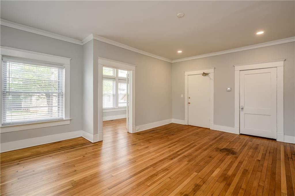 2 bedroom, 1 bathroom, 1,000 sq ft apartment for rent at 600 Parkway Drive 10, Atlanta, GA 30308 for $1,650 a month — photo 2