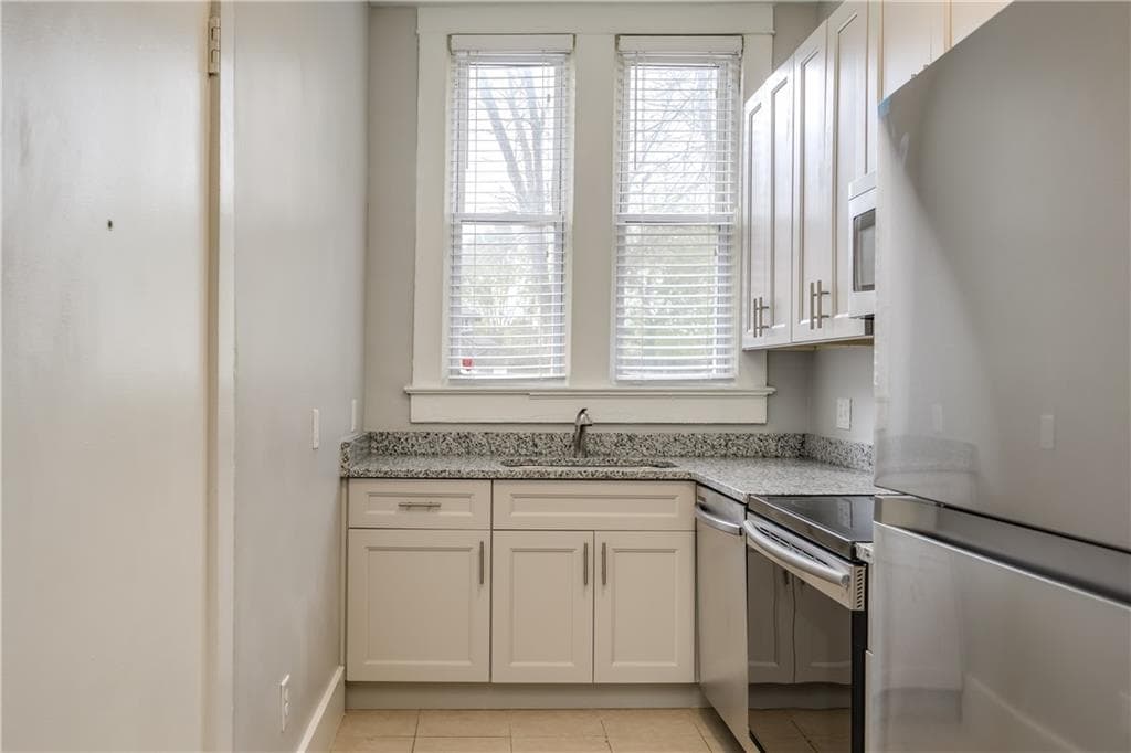 2 bedroom, 1 bathroom, 1,000 sq ft apartment for rent at 600 Parkway Drive 10, Atlanta, GA 30308 for $1,650 a month — photo 5